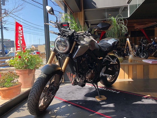 Cb650r Cbr650r 入荷しました 最新情報 ホンダドリーム神奈川 バイクの専門店 新車 中古車をお探しならホンダドリーム神奈川へ